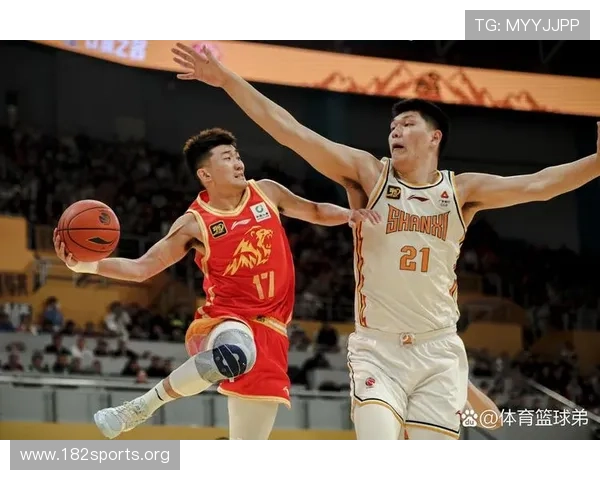 CBA休赛期首签外援曝光两大实力小外或被弃辽粤急抢人引热议